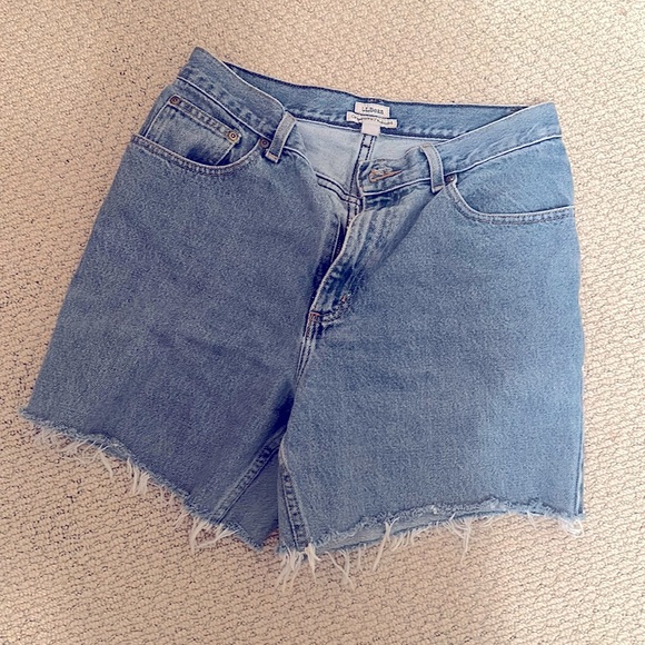 LL Bean cutoff shorts - Picture 1 of 2
